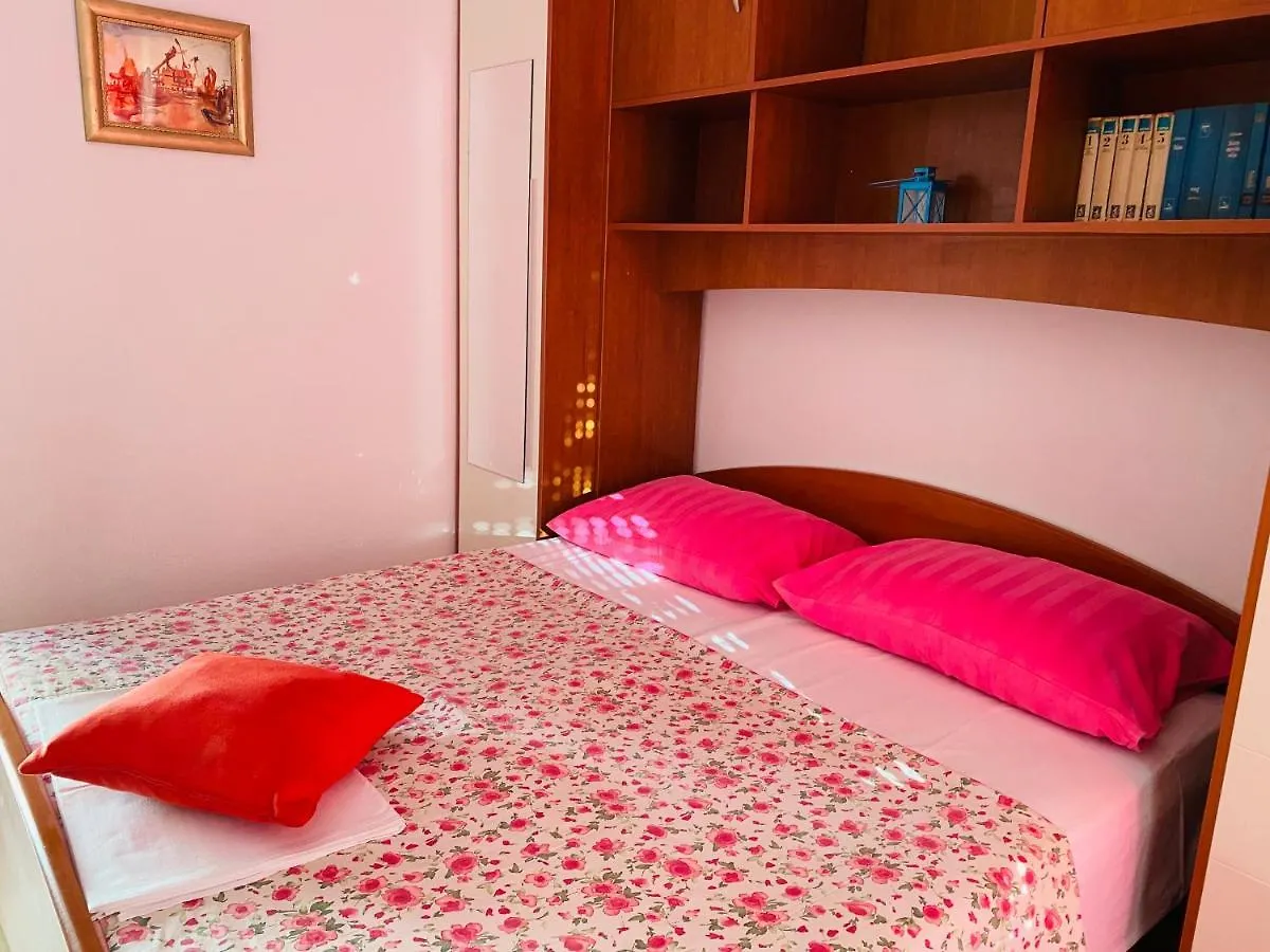 Apartment Amore Klenovica Croácia